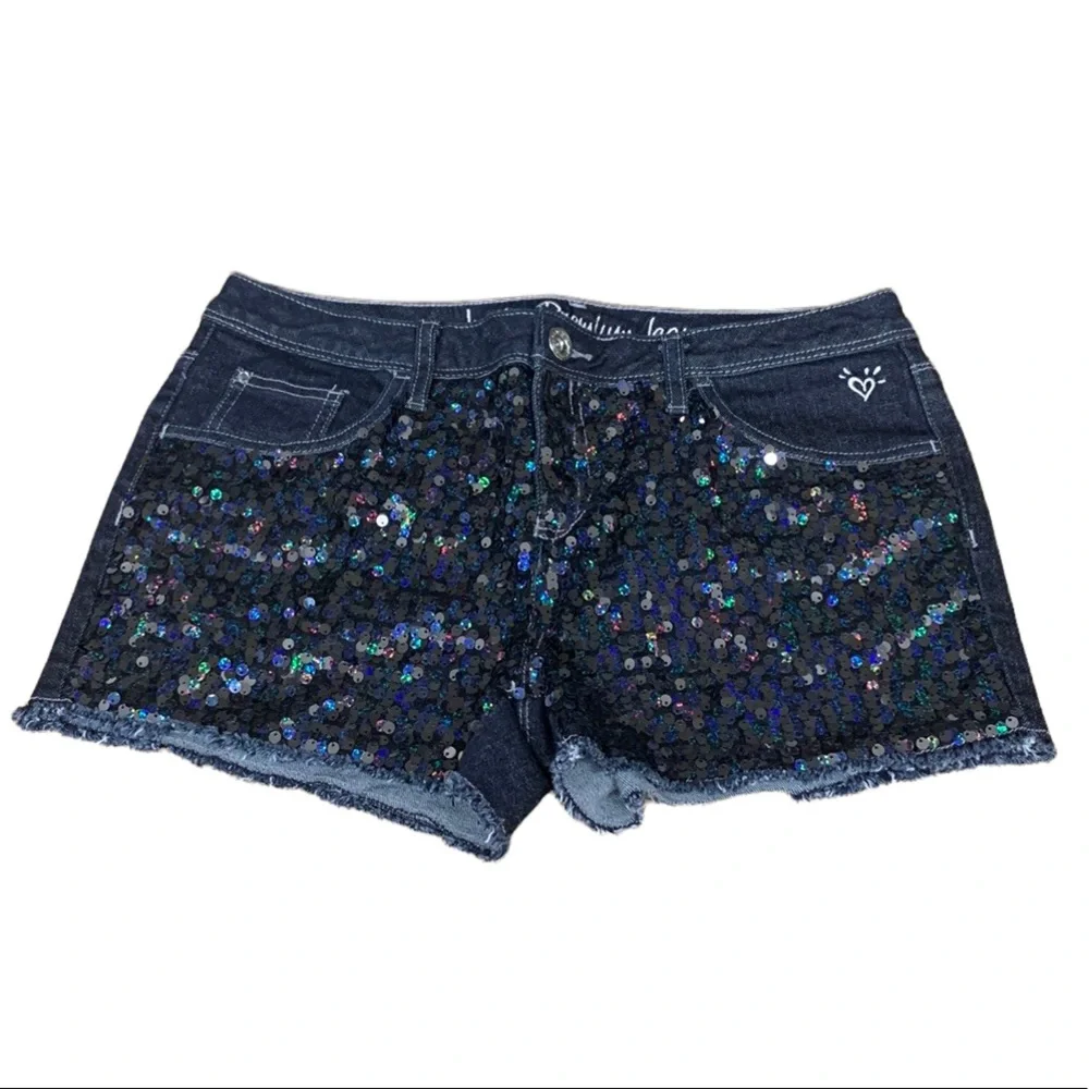 Justice Premium Junior Girl's 16 1/2 Blue Jean Cut-Offs Sequin Front Shorts NWOT